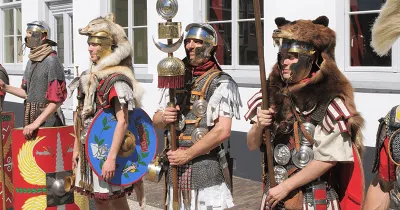 Sfeerbeeld museumbezoek Romeins Archeologisch Museum