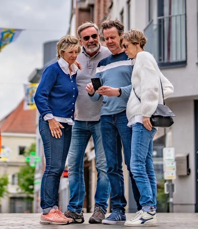 Twee koppels op citytrip